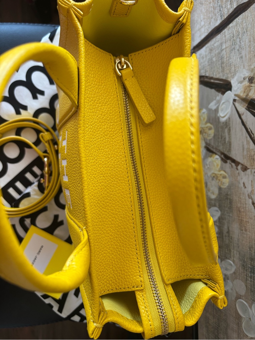 Marc Jacobs SMALL The Tote Bag - Yellow Pebbled Leather - Picture 9 of 15